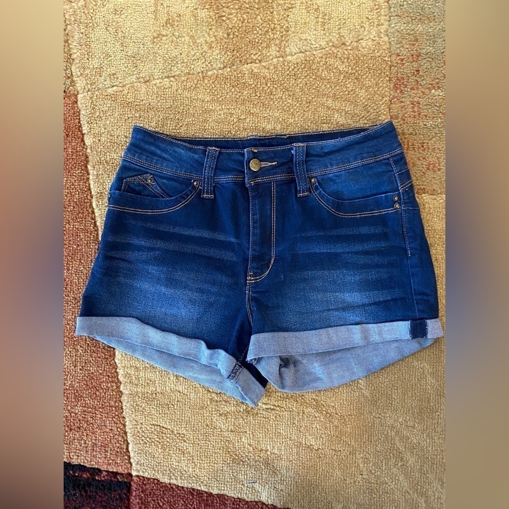 Fashion Nova Cuffed Stretchy Jean Shorts